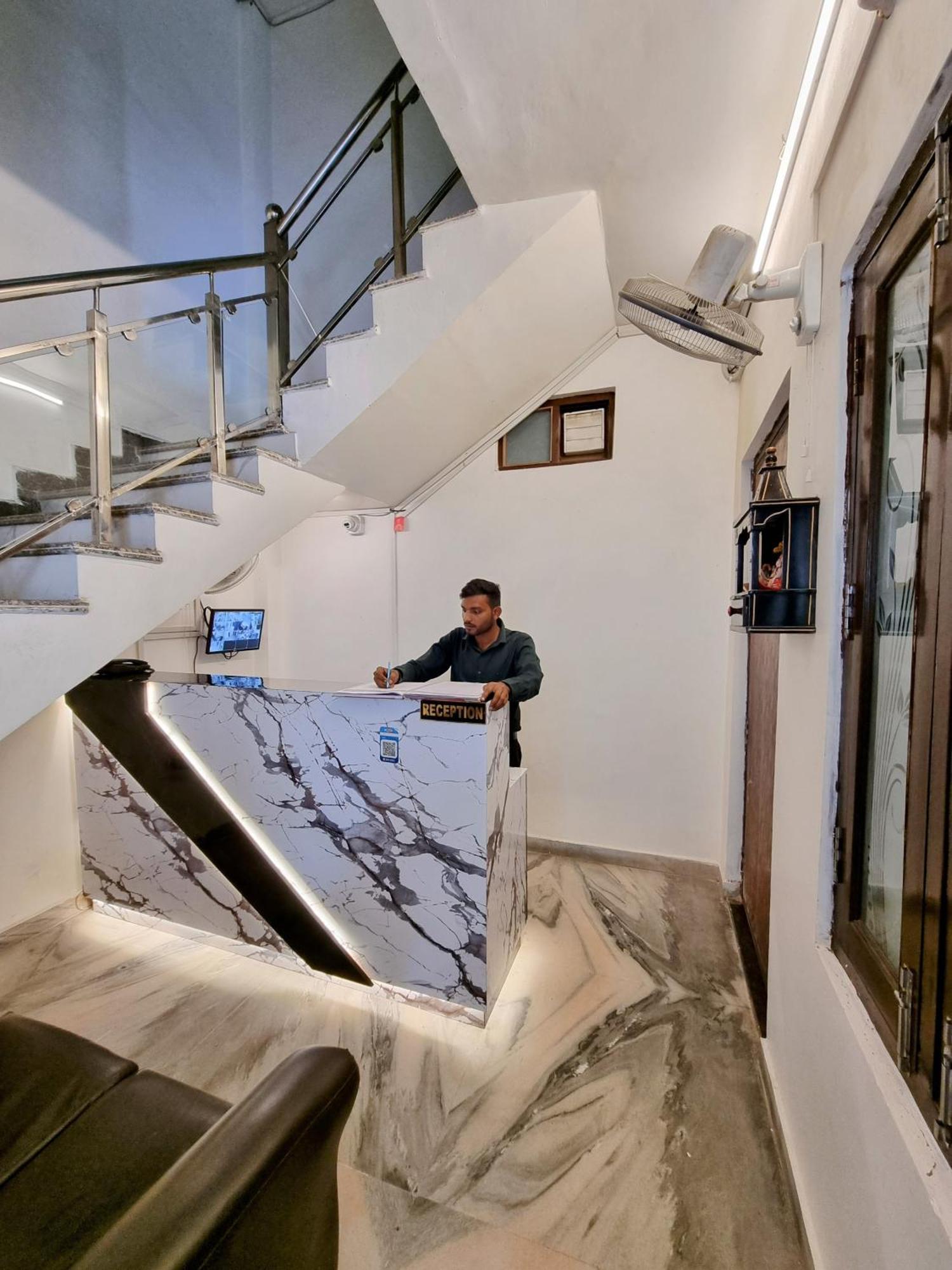 Hotel Sangam View Prayagraj Extérieur photo