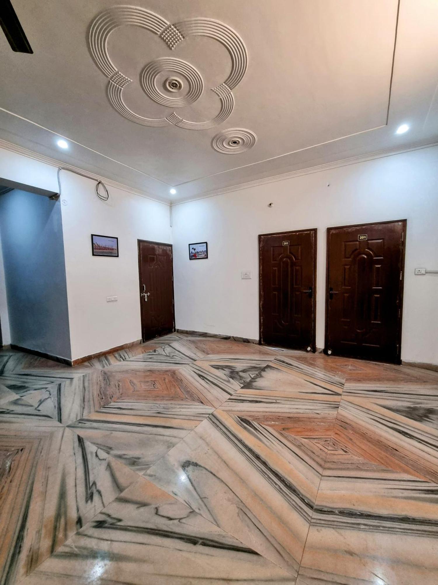Hotel Sangam View Prayagraj Extérieur photo