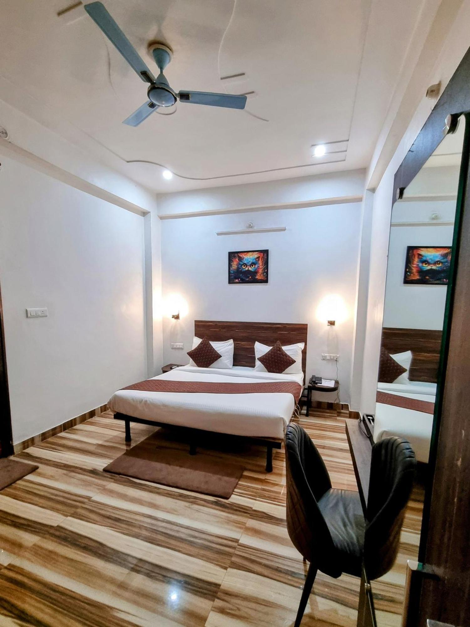 Hotel Sangam View Prayagraj Extérieur photo