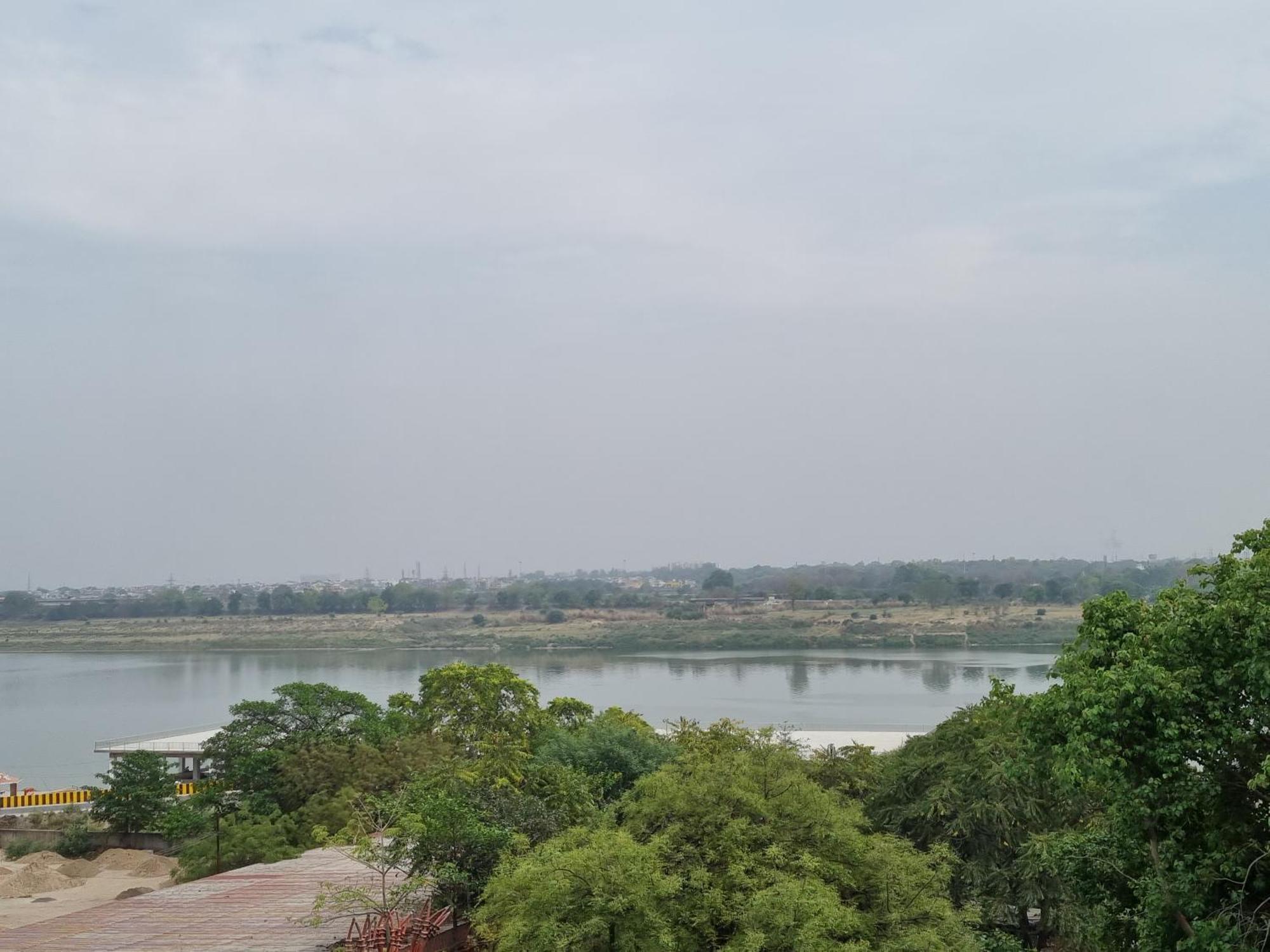 Hotel Sangam View Prayagraj Extérieur photo