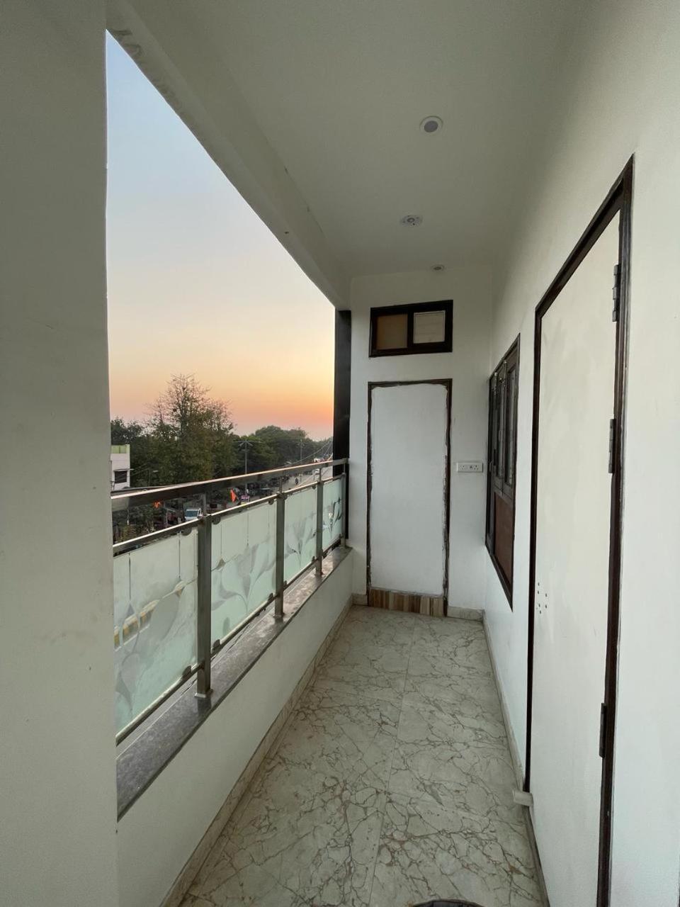 Hotel Sangam View Prayagraj Extérieur photo