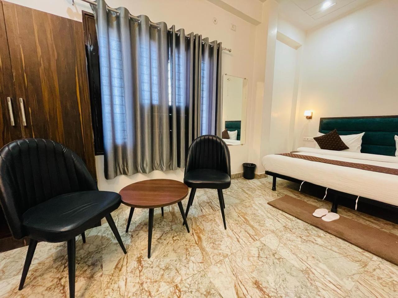 Hotel Sangam View Prayagraj Extérieur photo