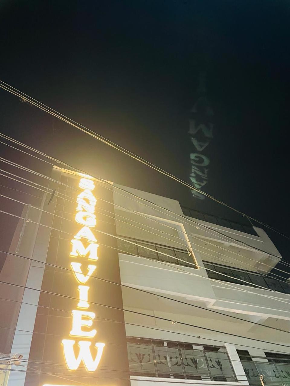 Hotel Sangam View Prayagraj Extérieur photo