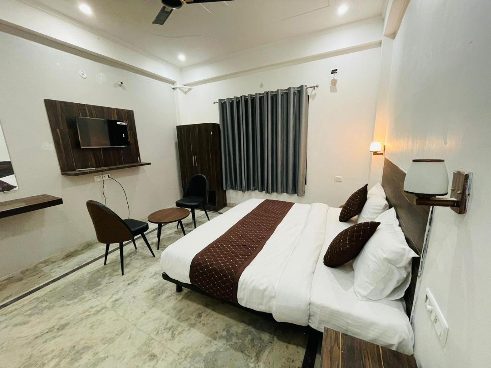 Hotel Sangam View Prayagraj Extérieur photo